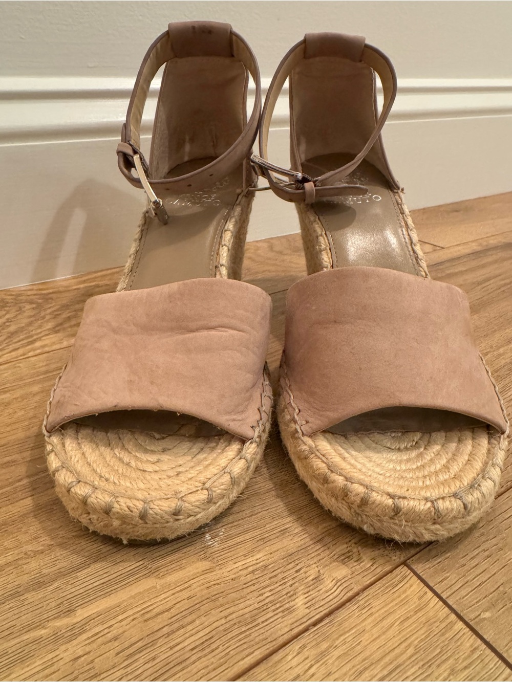 Vince Camuto Taupe Suede Espadrille Wedge Sandals size 8